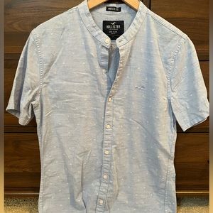 Hollister Mens Muscle Fit Button Down Shirt